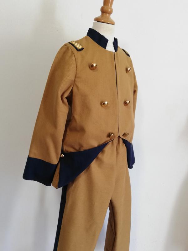 Uniforme d'empire beige